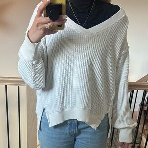 AMERICAN EAGLE Outfitters Ivory Waffle-Knit V-Neck Sweater